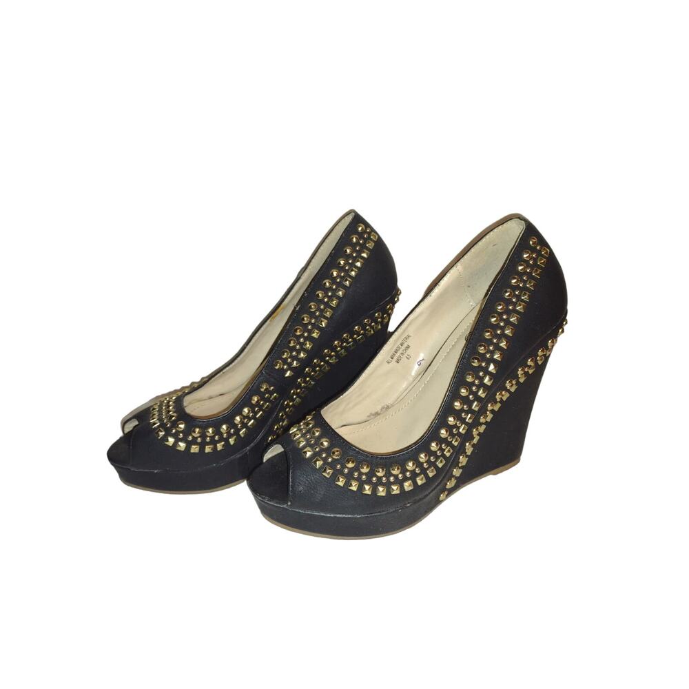 Rosette Women's Heels Size 6.5